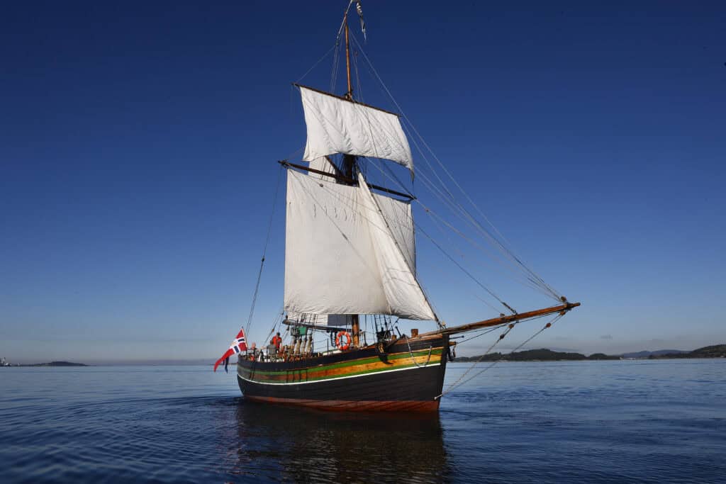 1 restauration foto photo jonas haarr friestad copyright posten bring as 142